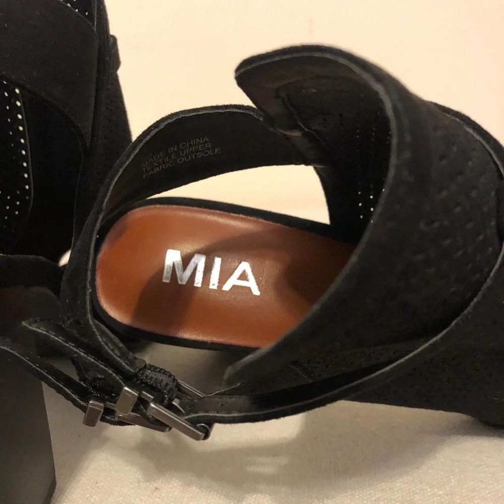 MIA Open Toe Black Sling Back Block Heels Chic Mobwife Sexy Witchy Edgy